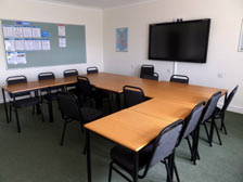 �C�[�X�g�{�[���E�X�N�[���E�I���E�C���O���b�V��